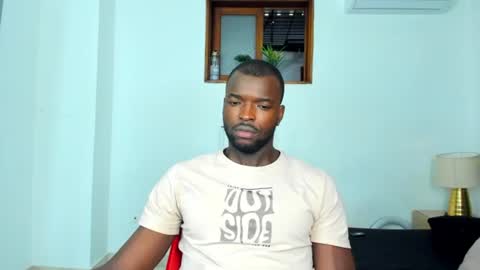 Snapshot of dylantaylor_1 chatting on June 26, 12:53 pm Dylan Taylor online show from June 26, 12:53 pm