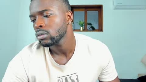 Snapshot of dylantaylor_1 chatting on July 7, 1:59 pm Dylan Taylor online show from July 7, 1:59 pm
