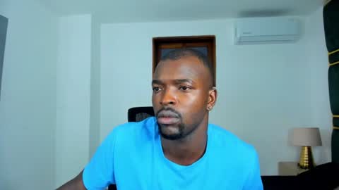 Snapshot of dylantaylor_1 chatting on August 1, 12:15 pm Dylan Taylor online show from August 1, 12:15 pm