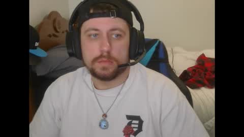 dylboi47 online show from October 14, 7:14 pm