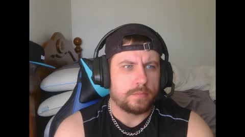 dylboi47 online show from October 19, 6:19 pm
