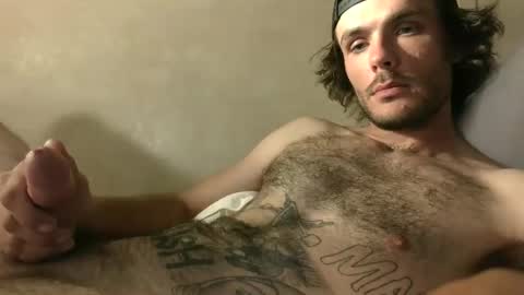 Snapshot of dylp400 chatting on December 8, 12:08 pm dylp400 online show from December 8, 12:08 pm