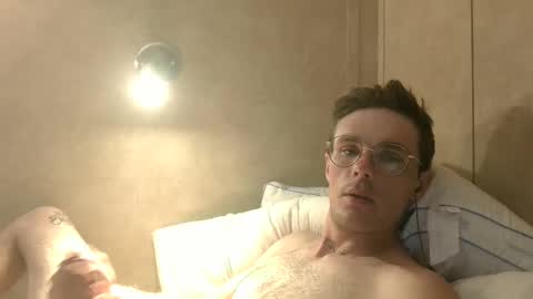 Snapshot of dylp400 chatting on January 28, 12:11 pm dylp400 online show from January 28, 12:11 pm