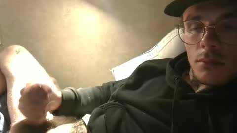 Snapshot of dylp400 chatting on March 9, 10:30 am dylp400 online show from March 9, 10:30 am