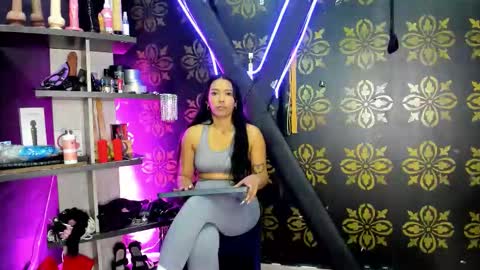 dymoni222 online show from February 26, 2:10 am