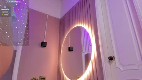 Juana online show from September 25, 11:25 am