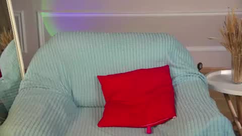Snapshot of e_vvv_a chatting on June 24, 4:39 pm Eva online show from June 24, 4:39 pm