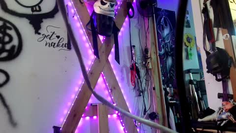 Snapshot of eandj8786 chatting on December 27, 3:48 pm Kryztal Klear Jaxx online show from December 27, 3:48 pm