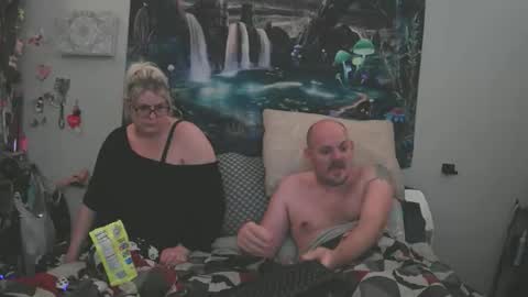 Snapshot of eandr6446 chatting on November 25, 5:07 am eandr6446 online show from November 25, 5:07 am