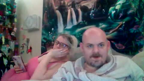 Snapshot of eandr6446 chatting on November 26, 3:29 am eandr6446 online show from November 26, 3:29 am