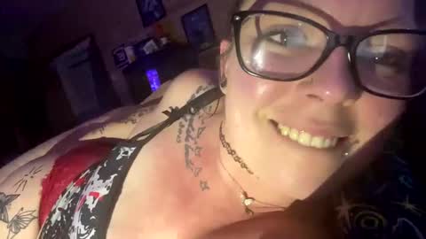 easyednem528280 online show from October 19, 7:42 am