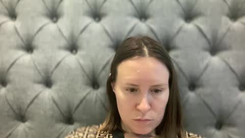 Nadia Ferreira  online show from December 13, 8:20 am