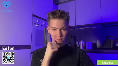 Snapshot of eaton_ chatting on November 27, 6:10 pm eaton_ online show from November 27, 6:10 pm