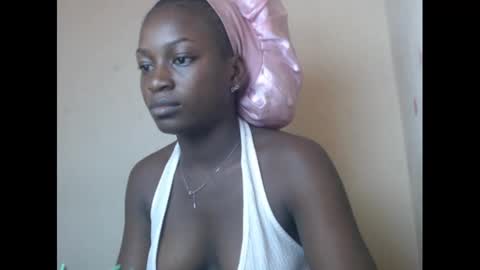 eatuupx online show from January 6, 10:35 am