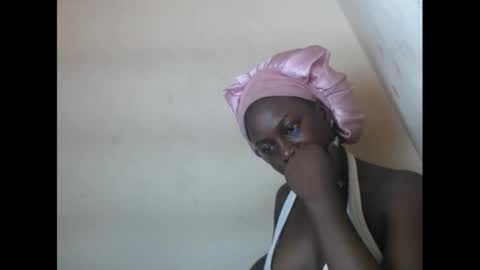 eatuupx online show from January 6, 6:41 pm