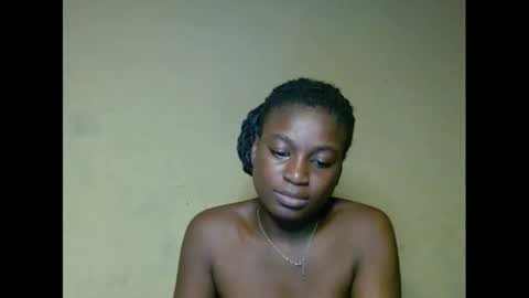 eatuupx online show from March 12, 4:41 am