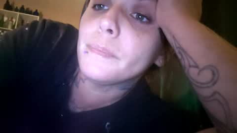 Snapshot of eazy_breezyy chatting on July 31, 7:08 am eazy_breezyy online show from July 31, 7:08 am