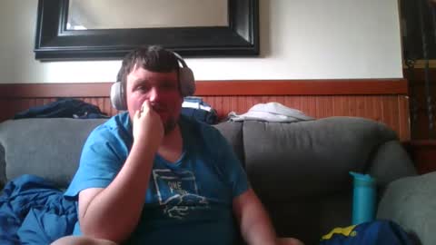 Eazyb91 online show from March 12, 6:58 pm