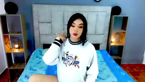 Snapshot of eban_dustan chatting on June 16, 7:55 am Eban online show from June 16, 7:55 am