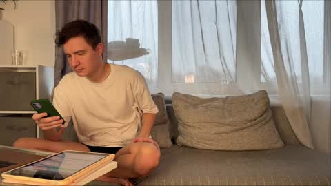 Snapshot of ebangelion chatting on November 24, 6:13 am Custom content and video calls are available as well online show from November 24, 6:13 am