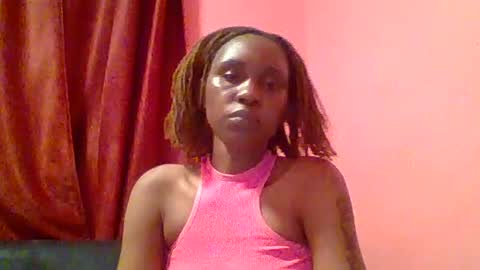 Snapshot of ebon_fantasy1 chatting on June 27, 7:41 pm Ebon Fantasy1s online show from June 27, 7:41 pm