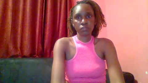 Snapshot of ebon_fantasy1 chatting on July 1, 7:35 pm Ebon Fantasy1s online show from July 1, 7:35 pm