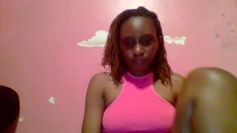Snapshot of ebon_fantasy1 chatting on July 12, 7:49 pm Ebon Fantasy1s online show from July 12, 7:49 pm