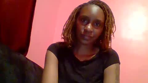 Snapshot of ebon_fantasy1 chatting on July 16, 9:10 pm Ebon Fantasy1s online show from July 16, 9:10 pm