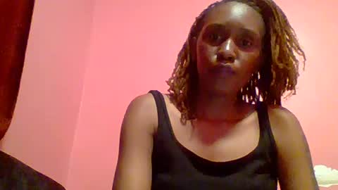 Snapshot of ebon_fantasy1 chatting on July 21, 7:16 pm Ebon Fantasy1s online show from July 21, 7:16 pm