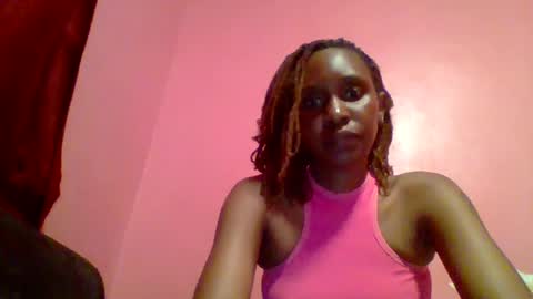 Snapshot of ebon_fantasy1 chatting on July 25, 7:44 pm Ebon Fantasy1s online show from July 25, 7:44 pm