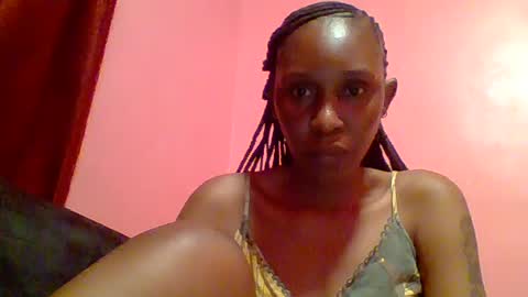 Snapshot of ebon_fantasy1 chatting on July 31, 10:42 pm Ebon Fantasy1s online show from July 31, 10:42 pm