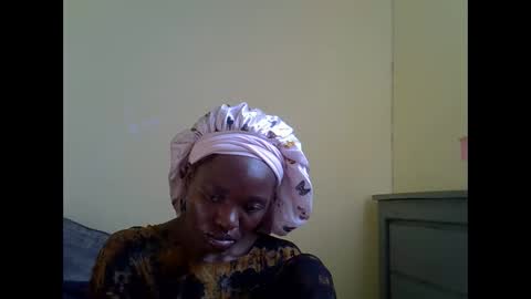 Snapshot of eboniana chatting on May 17, 6:00 am eboniana online show from May 17, 6:00 am