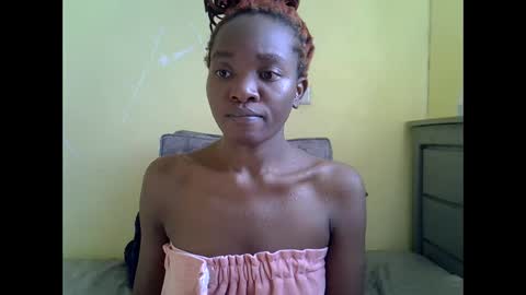 Snapshot of eboniana chatting on June 9, 6:03 am eboniana online show from June 9, 6:03 am