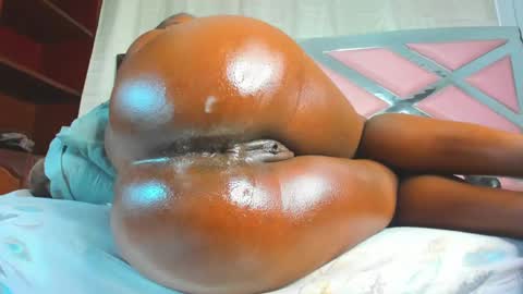 Snapshot of ebonnygoddess2 chatting on March 1, 9:48 pm 2 online show from March 1, 9:48 pm