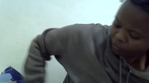 ebony_cuttey30 online show from May 4, 6:15 pm