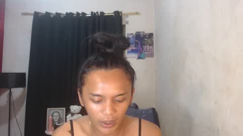 Snapshot of ebony_enchantress chatting on February 28, 1:58 am BEA DONT FORGET TO FOLLOW ME online show from February 28, 1:58 am