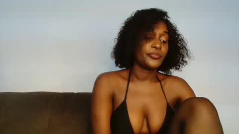 Snapshot of ebony_ghoddes chatting on September 18, 9:17 pm ebony online show from September 18, 9:17 pm