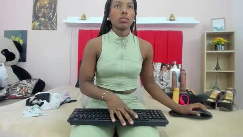 linda online show from December 20, 11:50 am
