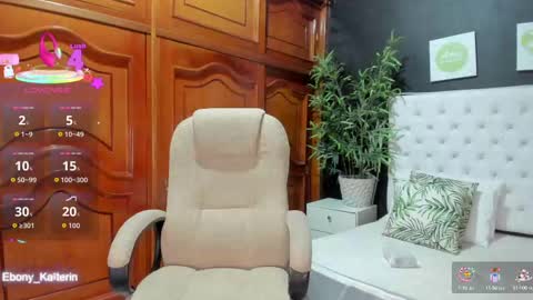 ebony_katterin online show from October 8, 10:46 am