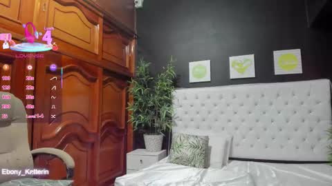 ebony_katterin online show from November 7, 11:10 am