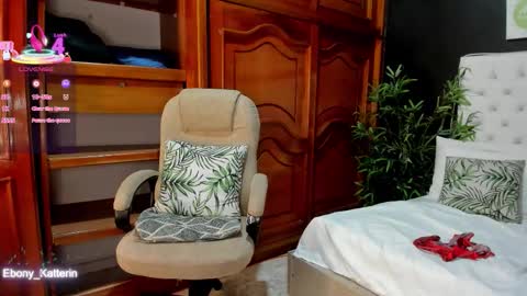 ebony_katterin online show from January 7, 10:51 am