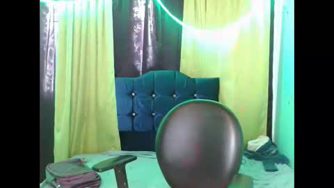 ebony_luna1 online show from March 19, 1:15 pm