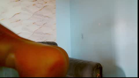 Snapshot of ebony_petitebody1 chatting on September 15, 8:14 am ebony_petitebody1 online show from September 15, 8:14 am