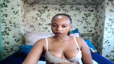 ebony_seduction00 online show from June 1, 6:04 am