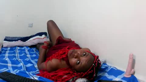 Snapshot of ebony_sluttt chatting on February 9, 5:28 pm ebony_sluttt online show from February 9, 5:28 pm