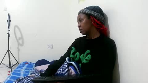 Snapshot of ebony_sluttt chatting on February 18, 4:08 am ebony_sluttt online show from February 18, 4:08 am