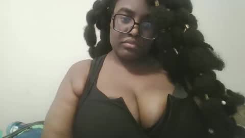 ebonybigtitqueen4 online show from November 17, 2:50 am