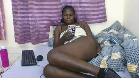 MELVINE online show from November 22, 11:59 pm