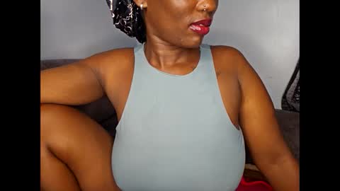 Ebony Melanie online show from October 12, 11:26 pm