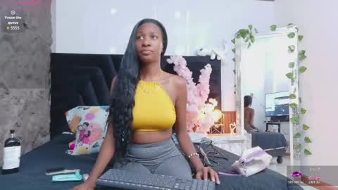 Snapshot of ebonycoworker chatting on May 25, 7:20 pm ebonycoworker online show from May 25, 7:20 pm
